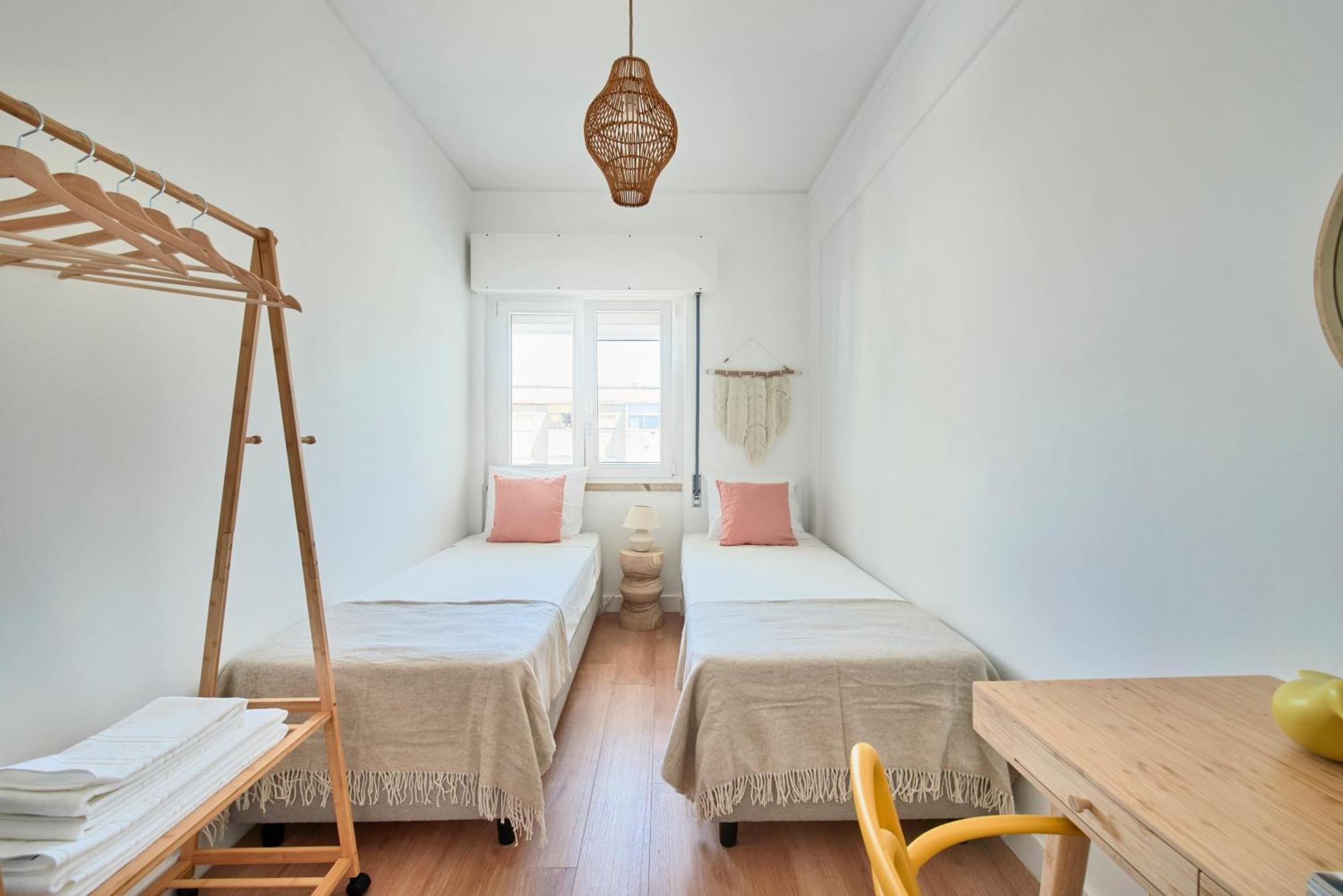 Sunset Bay View, Renovated Apt, By Timecooler Setúbal Eksteriør bilde
