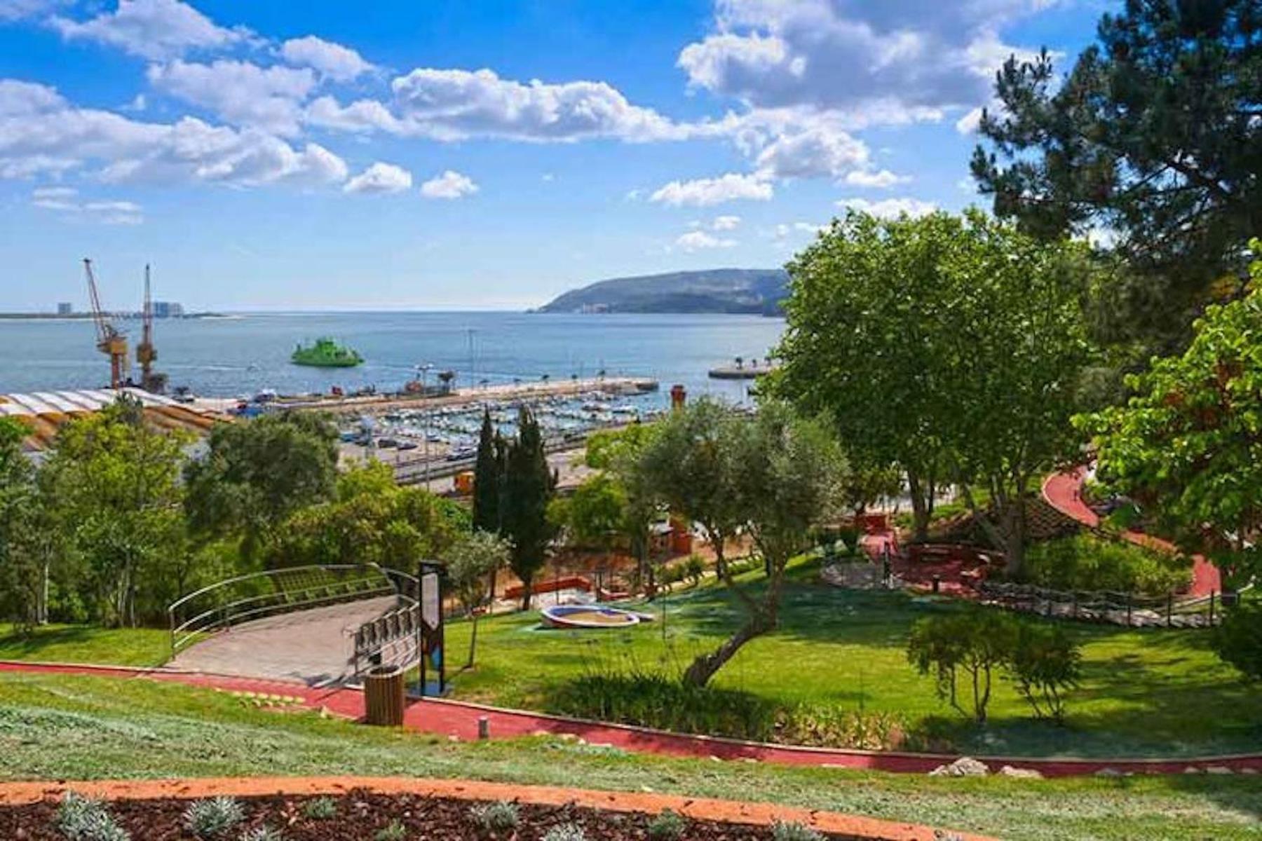 Sunset Bay View, Renovated Apt, By Timecooler Setúbal Eksteriør bilde
